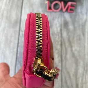Hot Pink Juicy Couture heart wristlet Embossed thumbnail 5