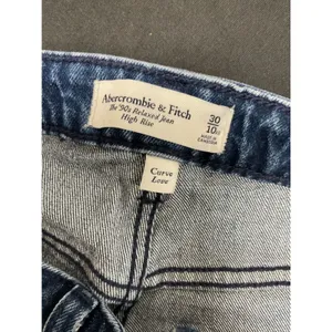 Abercrombie & Fitch Womens The 90s Relaxed Jean Curve Love Blue 30 10XS thumbnail 4