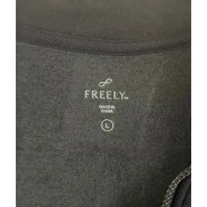 Freely Women's Black Full Zip Mock Neck Jacket sz. L thumbnail 4
