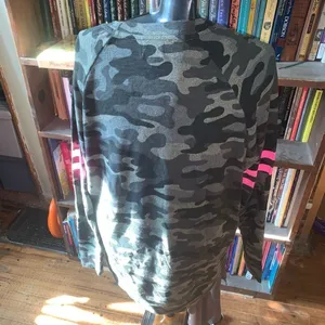 Sundry green camo pink stripe 3/L cozy loungewear sweatshirt thumbnail 2