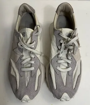 New Balance 327 Suede Trimmed Sneaker Women's Size 9.0 thumbnail 1