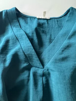Teal V-Neck Long Sleeve Women's Blouse Sz M thumbnail 5