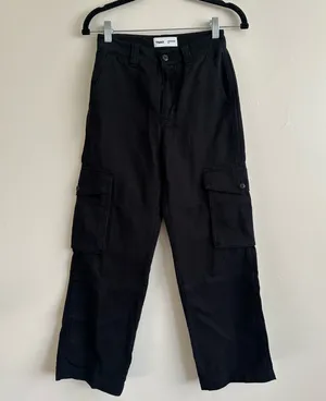 Aritzia TNA Black Troop Cargo Pants — Utility Cargo Trousers size 00 thumbnail 3