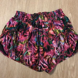 Lululemon hotty hot high rise shorts thumbnail 2
