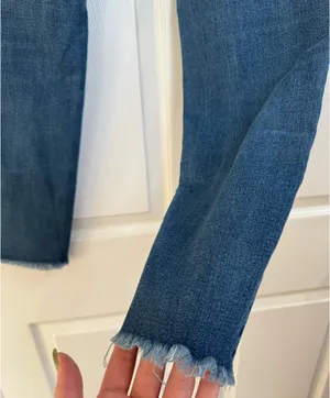 Refuge Women’s Distressed Dark Wash Skinny Jeans Size 6 thumbnail 7