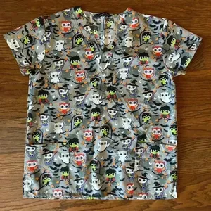 Halloween V-neck Scrub Top Owls Bats Witches Two Pockets Size Medium Medical Vet thumbnail 9