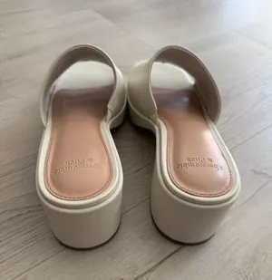 White/cream High heels thumbnail 2
