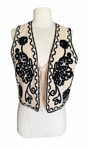 Daniel Collection Embroidered Vest Small NWT Ecru Black Boho Tie Front Cropped thumbnail 1