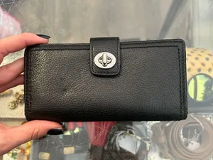 Coach Black Leather Turn Lock Checkbook Wallet Long Bifold Zip Back thumbnail 1