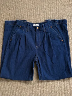 Like New Madewell Baggy Straight Jeans Size 28 thumbnail 5