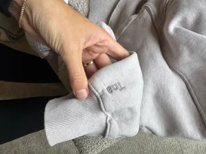 Aritzia TNA Cozy Cropped Fleece Sweatshirt thumbnail 7