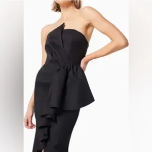 Elliatt MADILYN‎ midi cascade Ruffle Strapless Cocktail Dress size XS. NWT thumbnail 2