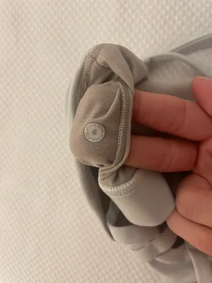 White Lululemon sports bra thumbnail 3