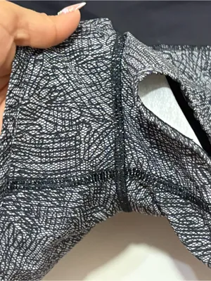 Lululemon Speed Up Shorts 2.5” Size 6 Black White Print Lined Running Active thumbnail 2