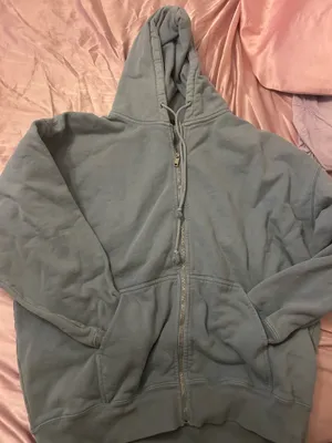 Brandy Melville Christy Hoodies Oversized thumbnail 1