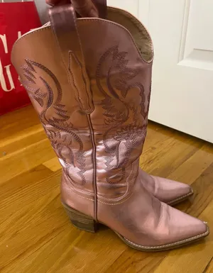 Pink Metallic Cowgirl Boots thumbnail 1