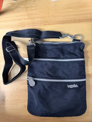 Baggallini‎ Triple Zip Crossbody Bag Black Nylon Travel Organizer Washable thumbnail 5