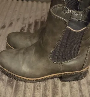 Maurice's boots  thumbnail 1