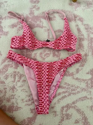 Crochet Triangl Bikini Set thumbnail 1