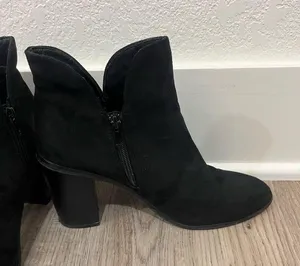 Black Suede Short heel boots, Women’s size 9 thumbnail 3