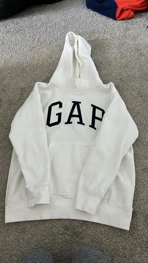 Gap Hoodie thumbnail 2