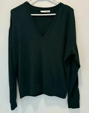 Wilfred Free Shirt Womens XXS Green V Neck Pullover Sweater Tee Classic thumbnail 1