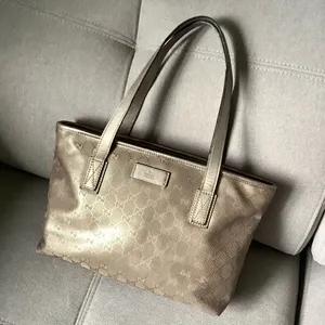 Authentic GUCCI PVC GG monogram tote bag 🌷🌷🌷 thumbnail 3