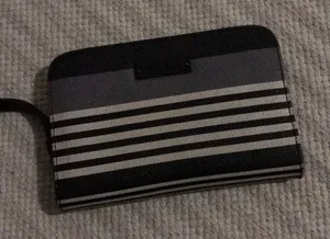 Preowned Vera  bradley wallet thumbnail 1