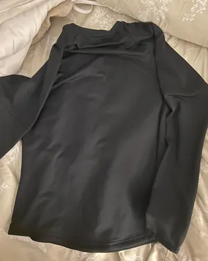 Under Armour softball long sleeve shirt thumbnail 1