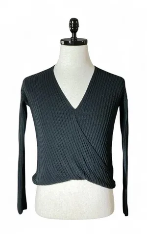 Hollister Black Ribbed Knit Wrap V Neck Long‎ Sleeve Crop Sweater XS thumbnail 1