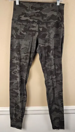 Lululemon Womens Incognito Camo Multi Gator Align Full Length Pants 8 thumbnail 1