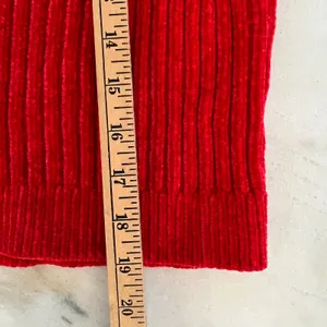 Poof Apparel Red Ribbed Velvet Mock Neck Long Sleeve Sweater‎ Size L thumbnail 4
