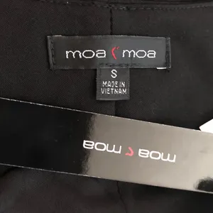 Moa Moa nwt size small Black Button-Front Vest thumbnail 3