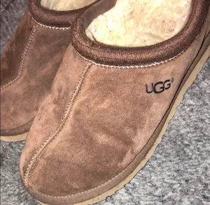 UGG Slippers thumbnail 3