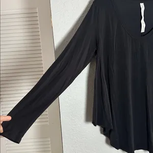 Lululemon Nulu Relaxed Fit Yoga Long Sleeve Top Loungewear Travel Comfy Slouchy thumbnail 4
