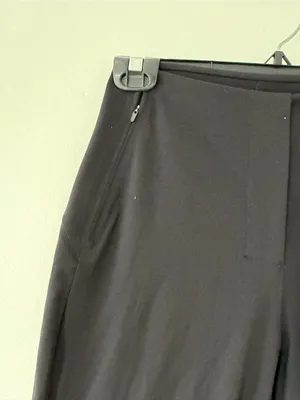 Lululemon Smooth Fit Pull-On High-Rise Cropped Pants in Black Size 4 Work Wear thumbnail 6