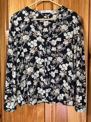 Zara Basic Black Floral Button Down Blouse‎ Women's Large Long Sleeve Top NWOT thumbnail 1