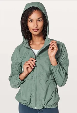 Lululemon Hood Lite Jacket in juniper size 4 thumbnail 1
