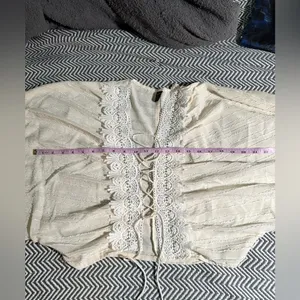 SheIn Boho Cream Lightweight Long Sleeve Top Lace Up Gauze With Crochet Trim Sz L thumbnail 12