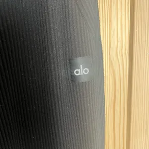 ALO YOGA- Muse Ribbed Jogger Sweatpants Black Size XXS thumbnail 4
