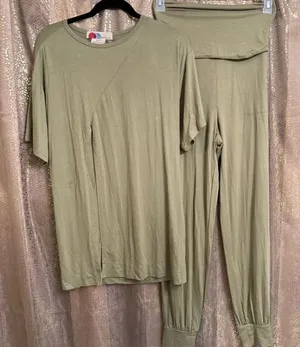 Free People Beach Olive Green Stretchy Long Slit Rayon Top Pants Set XS/S thumbnail 1