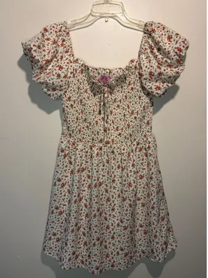 Mi Ami for Francesca‎s NWT Puff Sleeve Smocked Dress Ditzy Floral Size L thumbnail 1