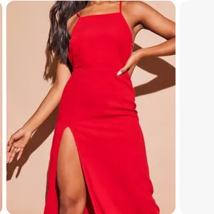 PrettyLittleThing red strappy back chiffon maxi dress size 4 NWT thumbnail 3