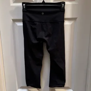 Lululemon Cropped Black Leggings thumbnail 2