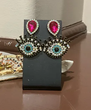 Exquisite Design Rhinestone Eye Earrings Pink thumbnail 5
