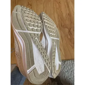Nike sneakers size 7 white/off white winflo 5 thumbnail 5