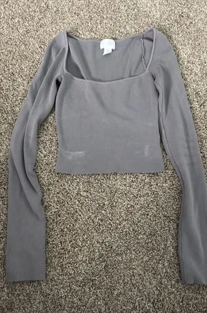 H&M Top Crop long sleeve  thumbnail 1