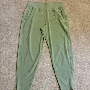 Athleta run with it safe Olive Green Women's Jogger Pants size large no flaws thumbnail 4