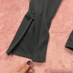 Nike joggers thumbnail 11