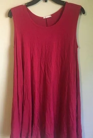 Tres Bien medium dark‎ red dress thumbnail 1